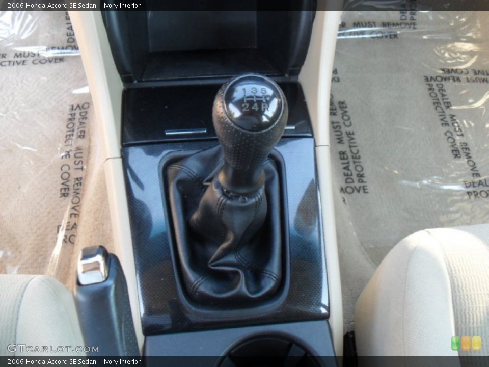 Ivory Interior Transmission for the 2006 Honda Accord SE Sedan #50594104