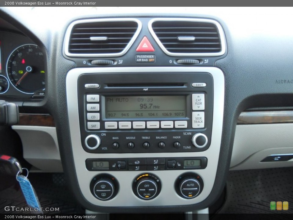 Moonrock Gray Interior Controls for the 2008 Volkswagen Eos Lux #50598779