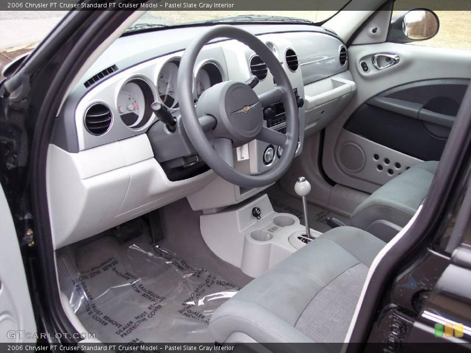 Pastel Slate Gray Interior Photo for the 2006 Chrysler PT Cruiser  #5060172