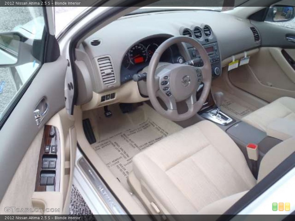 Blonde Interior Photo for the 2012 Nissan Altima 2.5 S #50602134