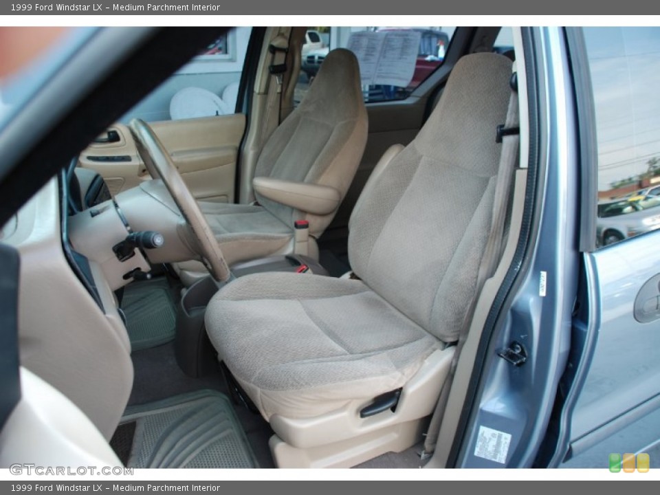 Medium Parchment Interior Photo for the 1999 Ford Windstar LX #50603334