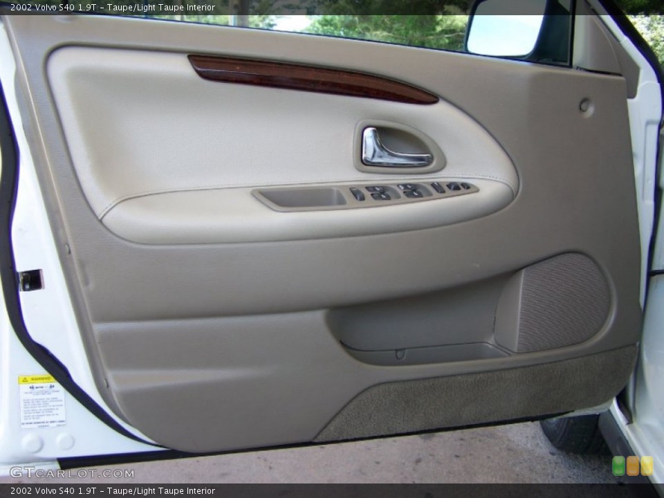 Taupe/Light Taupe Interior Door Panel for the 2002 Volvo S40 1.9T #50603775