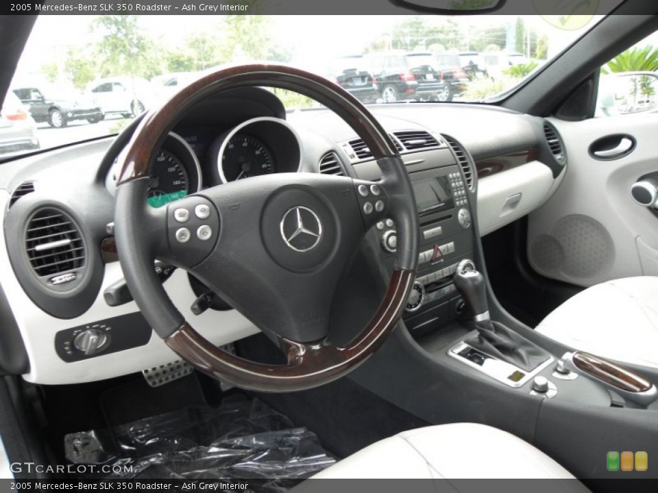 Ash Grey Interior Photo for the 2005 Mercedes-Benz SLK 350 Roadster #50608845