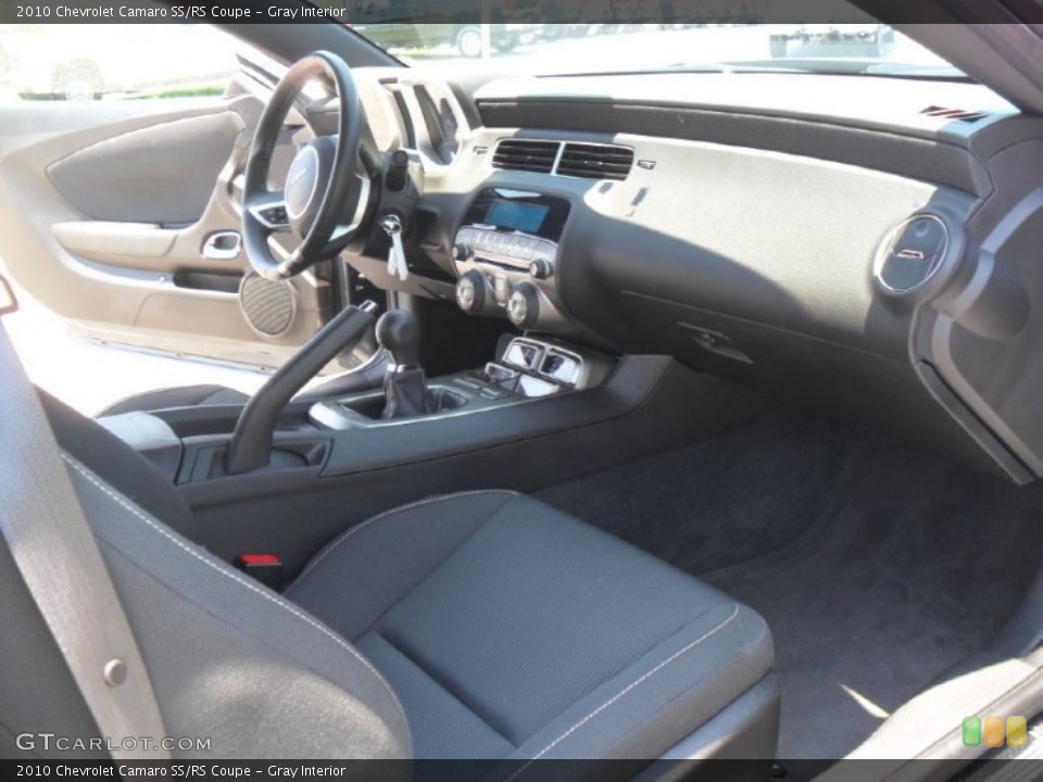 Gray Interior Photo for the 2010 Chevrolet Camaro SS/RS Coupe #50609583