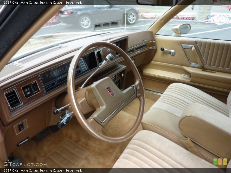 Beige 1987 Oldsmobile Cutlass Supreme Interiors