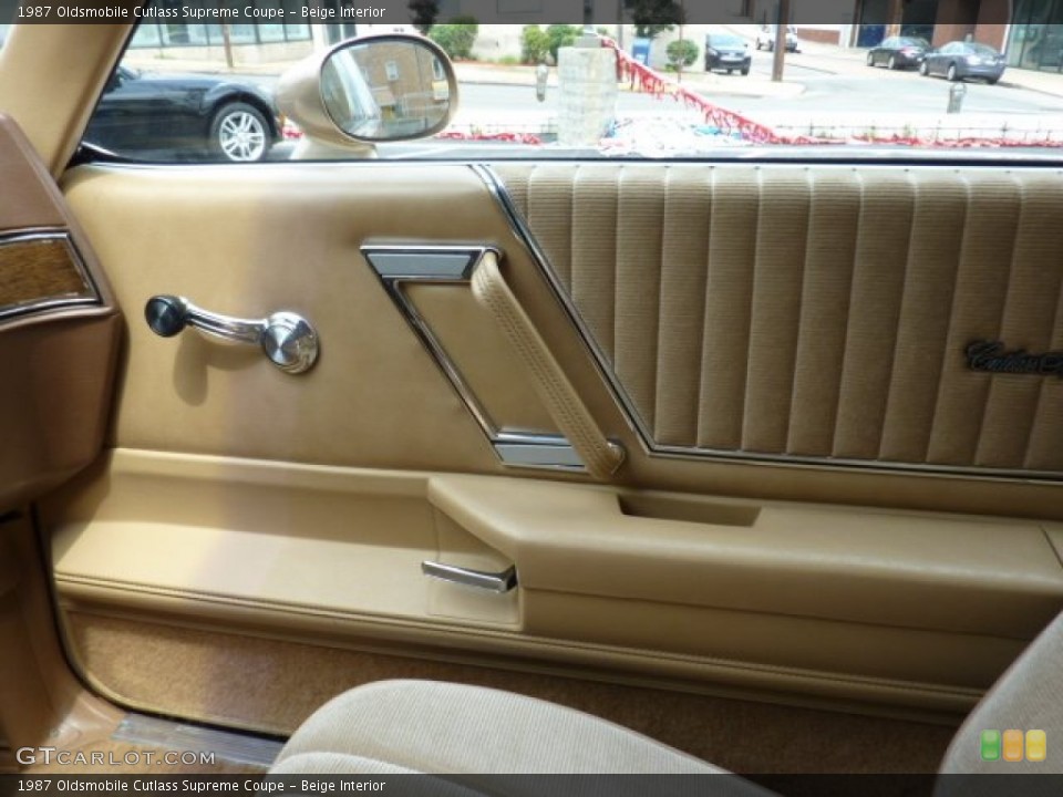Beige Interior Door Panel for the 1987 Oldsmobile Cutlass Supreme Coupe #50610558
