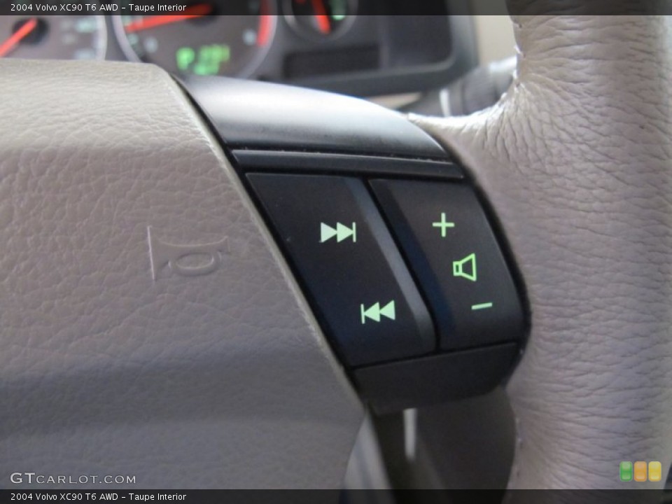 Taupe Interior Controls for the 2004 Volvo XC90 T6 AWD #50612019