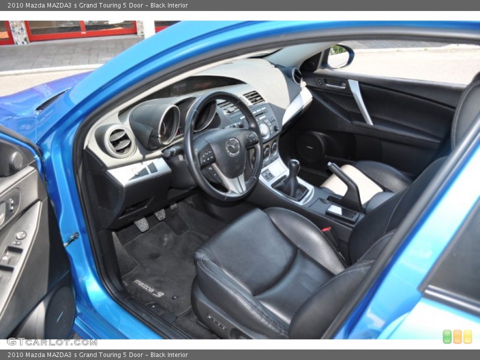 Black Interior Photo for the 2010 Mazda MAZDA3 s Grand Touring 5 Door #50613153