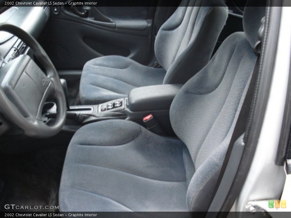 Graphite Interior Photo for the 2002 Chevrolet Cavalier LS Sedan #50616228