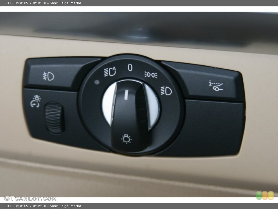 Sand Beige Interior Controls for the 2012 BMW X5 xDrive50i #50616855