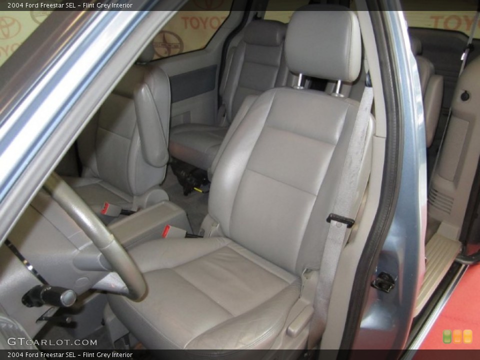 Flint Grey Interior Photo for the 2004 Ford Freestar SEL #50622225