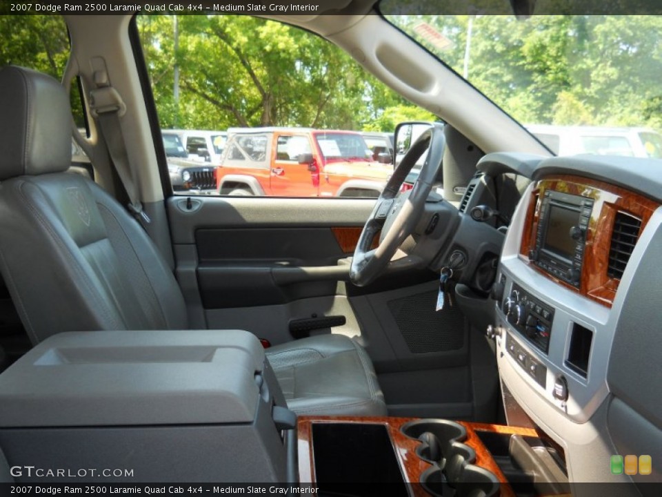 Medium Slate Gray Interior Photo for the 2007 Dodge Ram 2500 Laramie Quad Cab 4x4 #50626572
