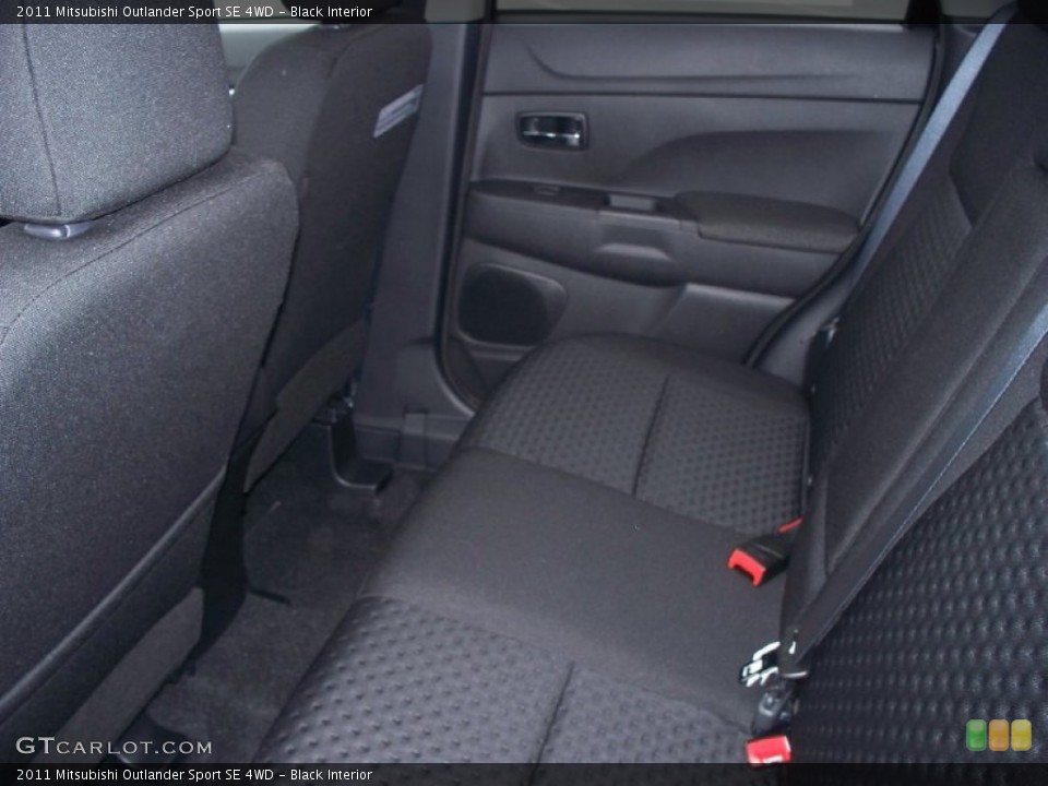 Black Interior Photo for the 2011 Mitsubishi Outlander Sport SE 4WD #50628387