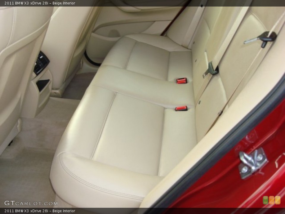 Beige Interior Photo for the 2011 BMW X3 xDrive 28i #50632029