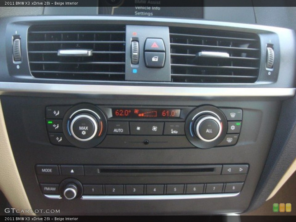 Beige Interior Controls for the 2011 BMW X3 xDrive 28i #50632143