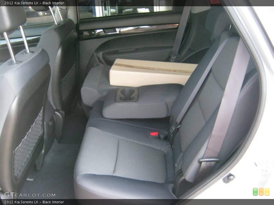 Black Interior Photo for the 2012 Kia Sorento LX #50640585