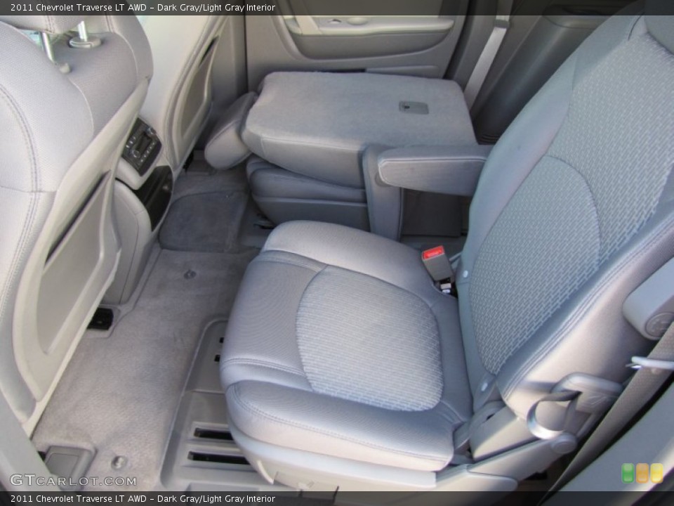 Dark Gray/Light Gray Interior Photo for the 2011 Chevrolet Traverse LT AWD #50646696