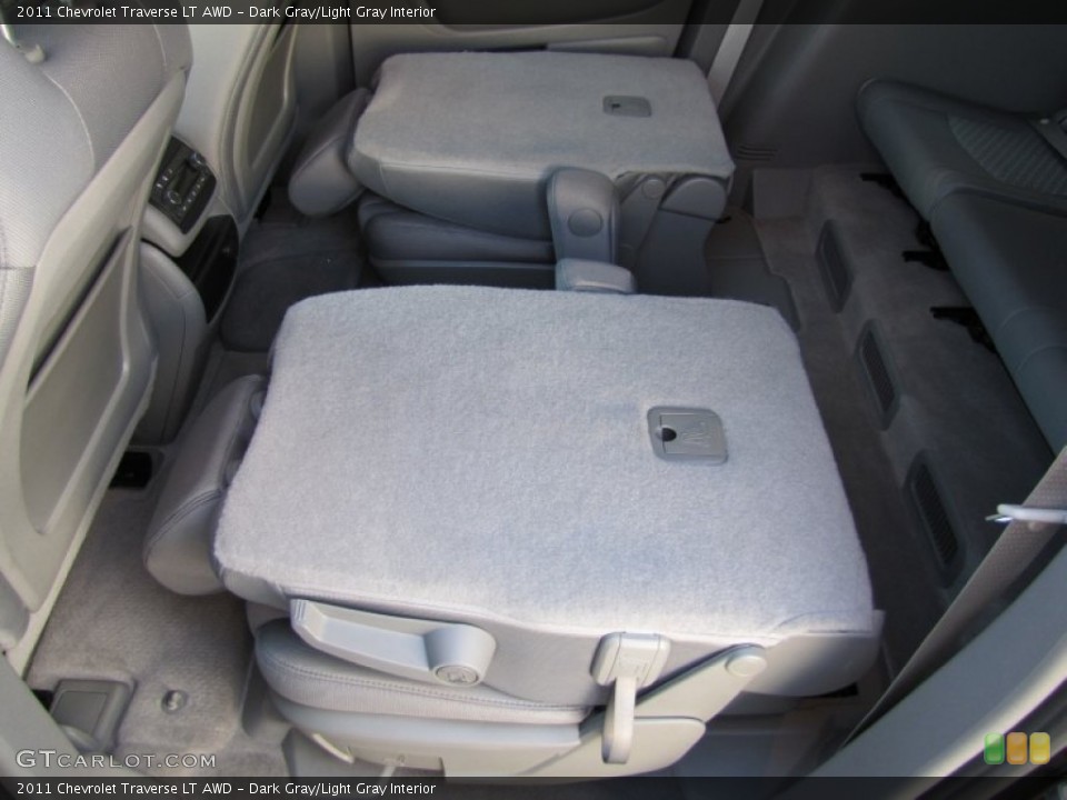 Dark Gray/Light Gray Interior Photo for the 2011 Chevrolet Traverse LT AWD #50646699
