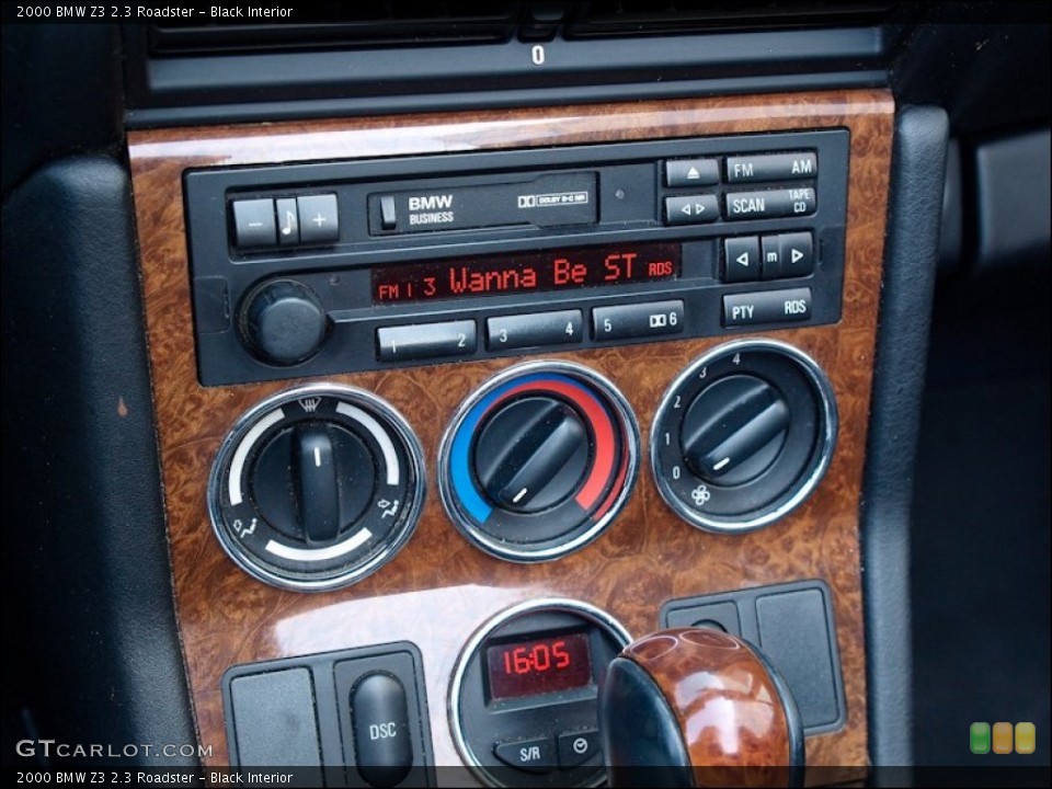 Black Interior Controls for the 2000 BMW Z3 2.3 Roadster #50647044