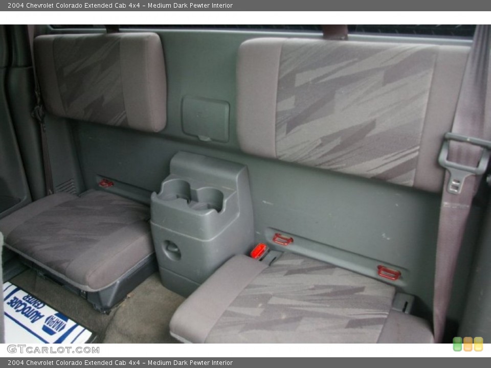 Medium Dark Pewter Interior Photo for the 2004 Chevrolet Colorado Extended Cab 4x4 #50656984
