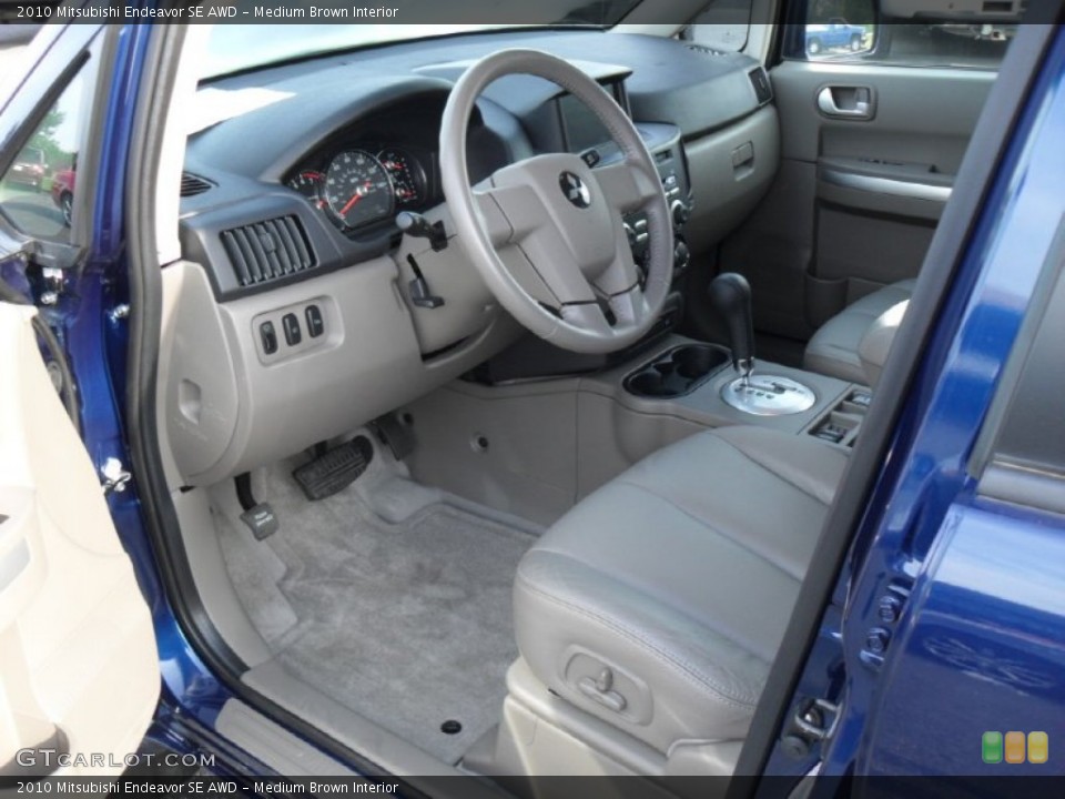Medium Brown Interior Photo for the 2010 Mitsubishi Endeavor SE AWD #50657423