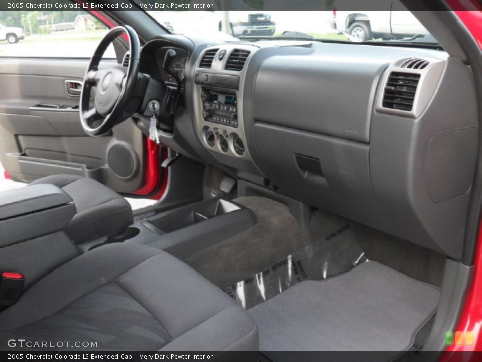 Very Dark Pewter Interior Dashboard for the 2005 Chevrolet Colorado LS Extended Cab #50657654