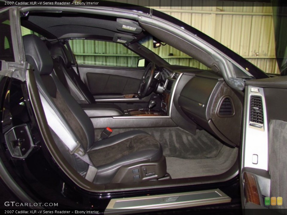 Ebony Interior Photo for the 2007 Cadillac XLR -V Series Roadster #50658137