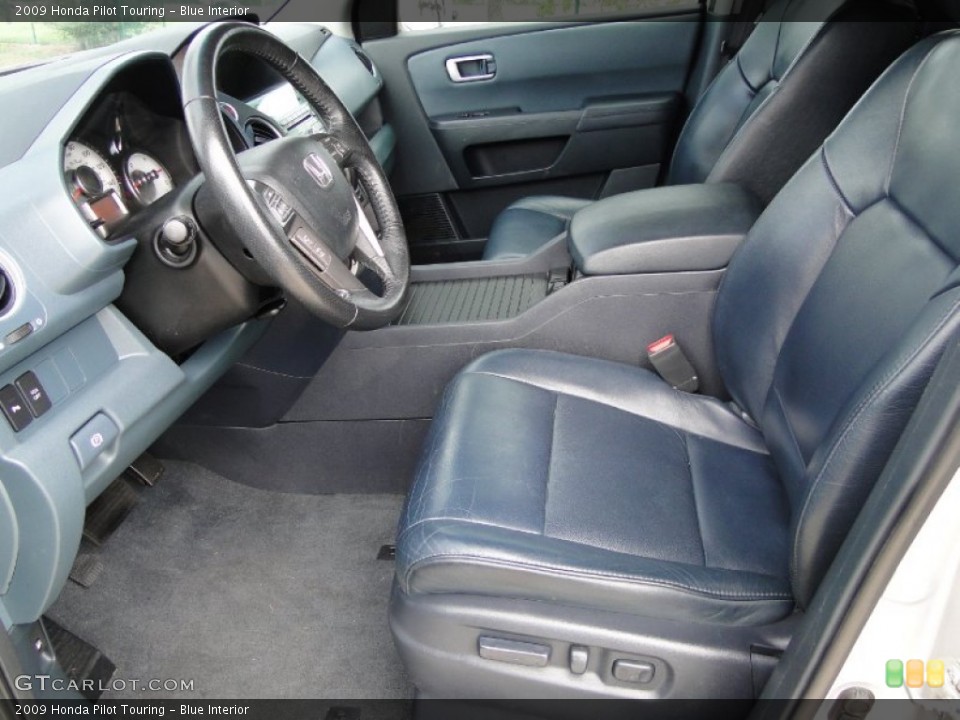 Blue Interior Photo for the 2009 Honda Pilot Touring #50659481