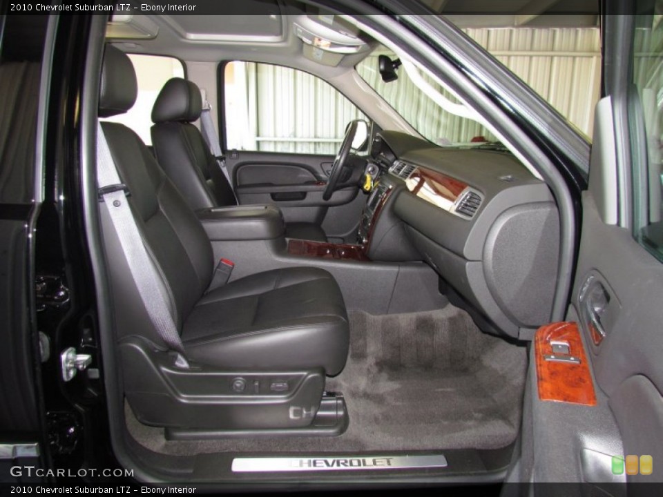 Ebony Interior Photo for the 2010 Chevrolet Suburban LTZ #50659739