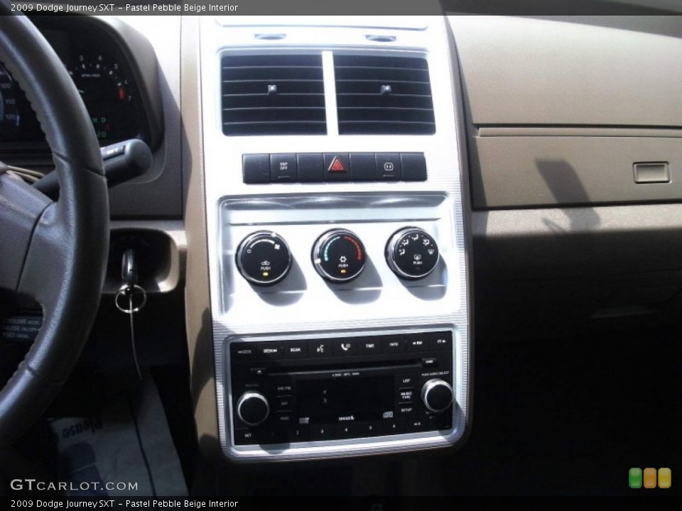 Pastel Pebble Beige Interior Controls for the 2009 Dodge Journey SXT #50665226
