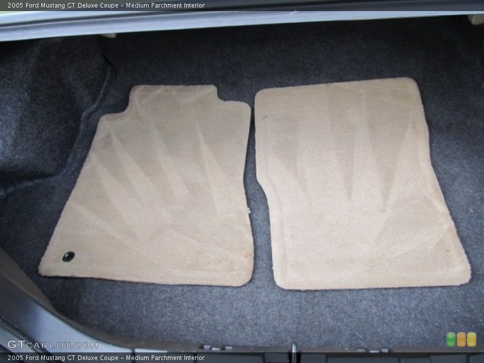 Medium Parchment Interior Trunk for the 2005 Ford Mustang GT Deluxe Coupe #50679368