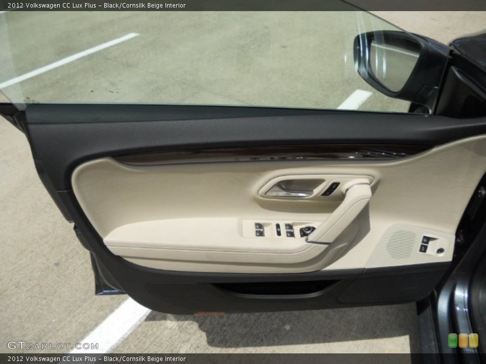 Black/Cornsilk Beige Interior Door Panel for the 2012 Volkswagen CC Lux Plus #50683007
