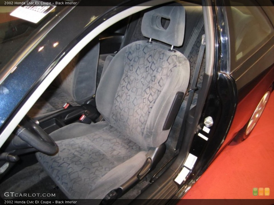 Black Interior Photo for the 2002 Honda Civic EX Coupe #50687396