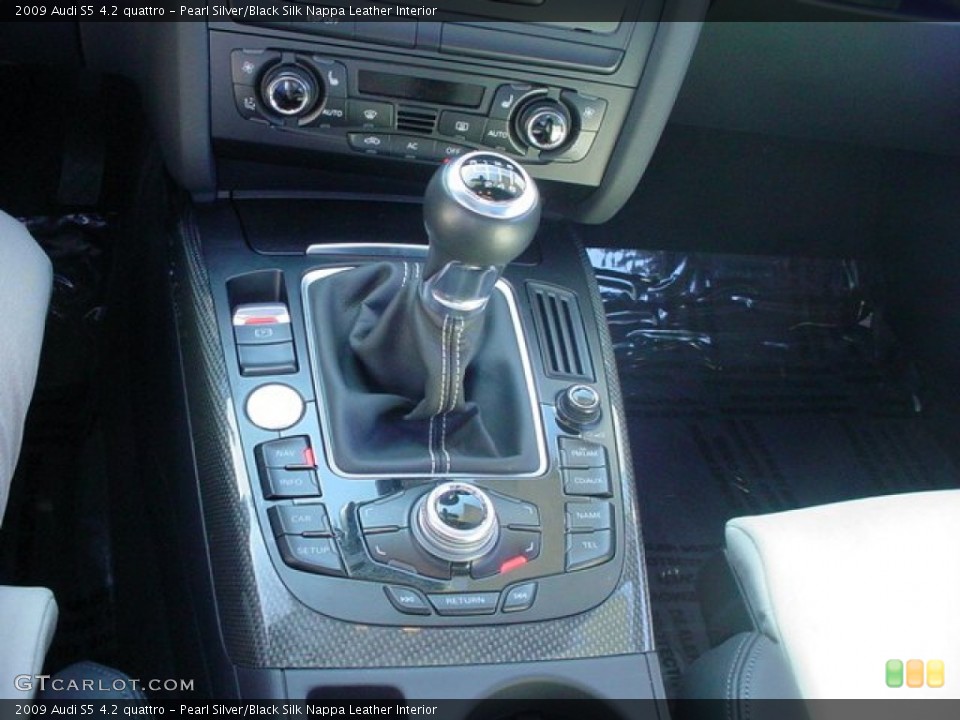 Pearl Silver/Black Silk Nappa Leather Interior Transmission for the 2009 Audi S5 4.2 quattro #50691478