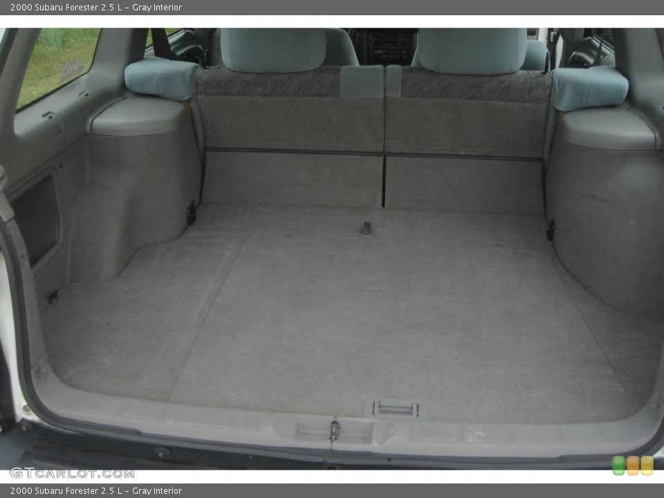 Gray 2000 Subaru Forester Interiors
