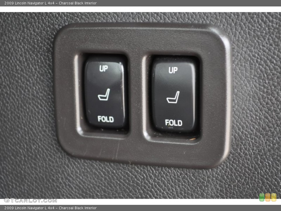 Charcoal Black Interior Controls for the 2009 Lincoln Navigator L 4x4 #50700031