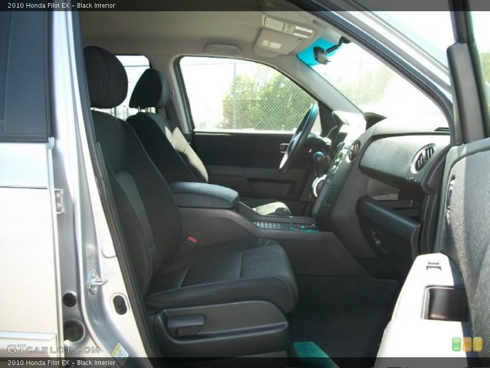Black Interior Photo for the 2010 Honda Pilot EX #50704414