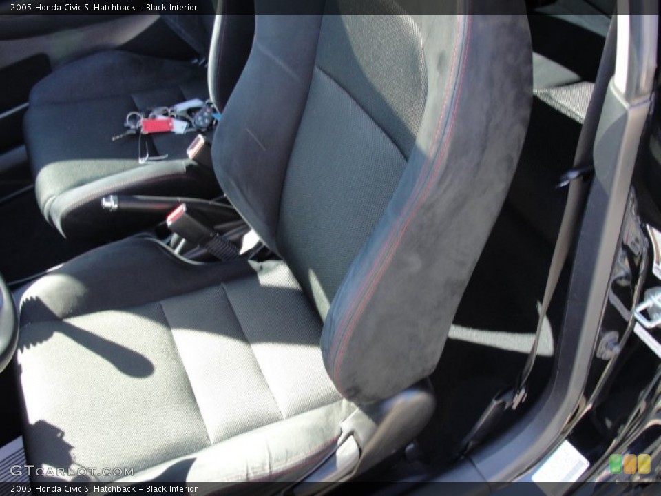 Black Interior Photo for the 2005 Honda Civic Si Hatchback #50706226
