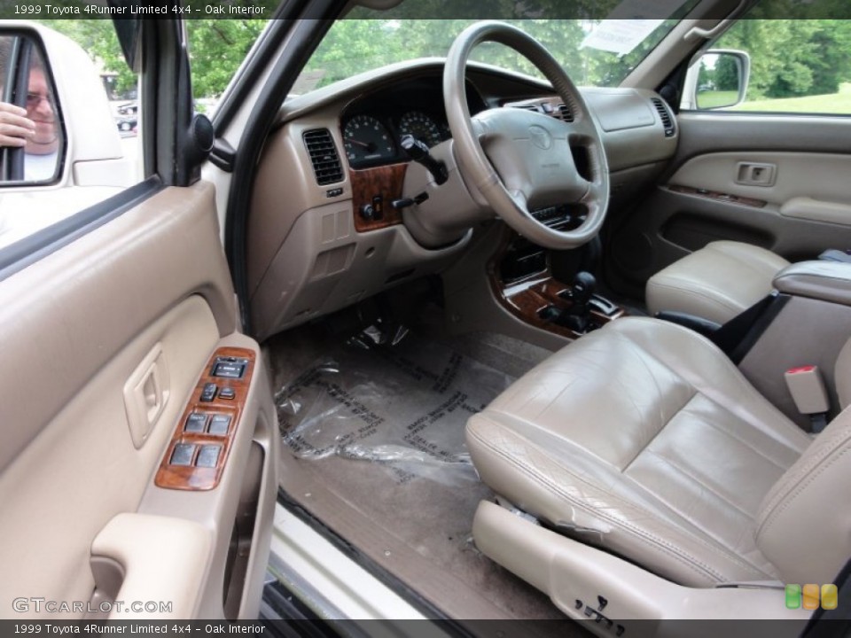 Oak Interior Photo for the 1999 Toyota 4Runner Limited 4x4 #50710099