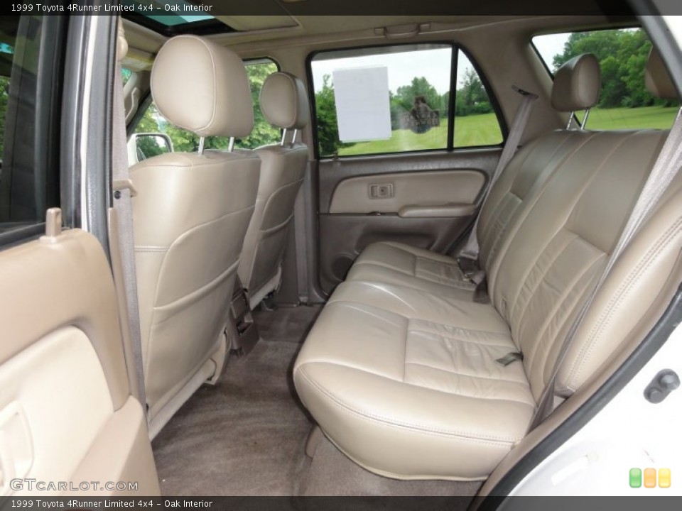 Oak Interior Photo for the 1999 Toyota 4Runner Limited 4x4 #50710246