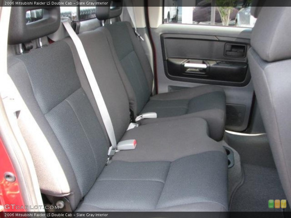Slate Gray Interior Photo for the 2006 Mitsubishi Raider LS Double Cab #50710438