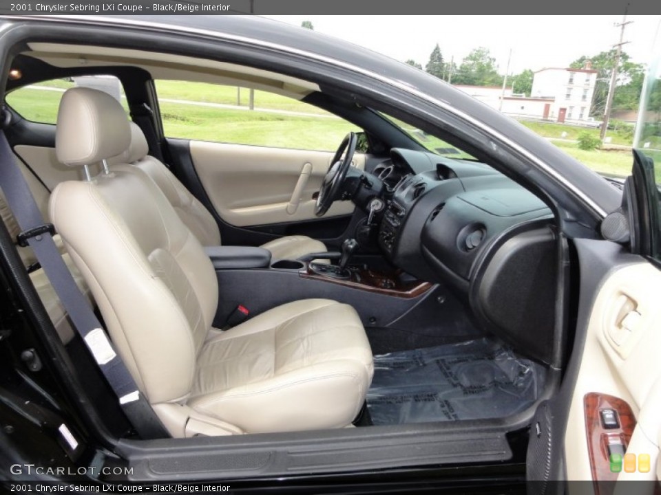 Black/Beige Interior Photo for the 2001 Chrysler Sebring LXi Coupe #50711551