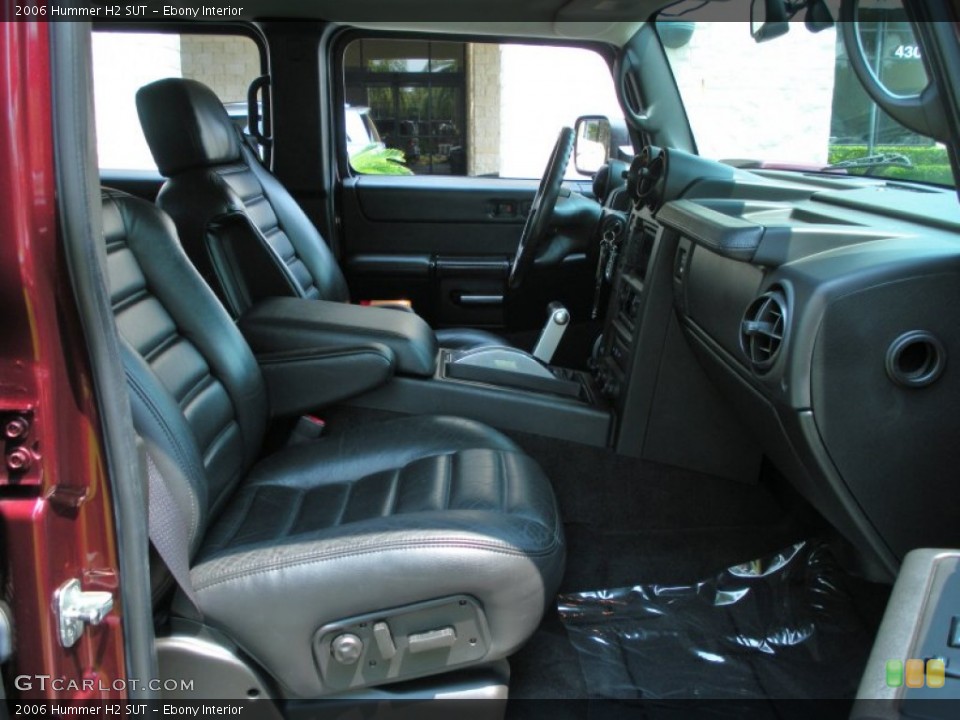 Ebony Interior Photo for the 2006 Hummer H2 SUT #50715055