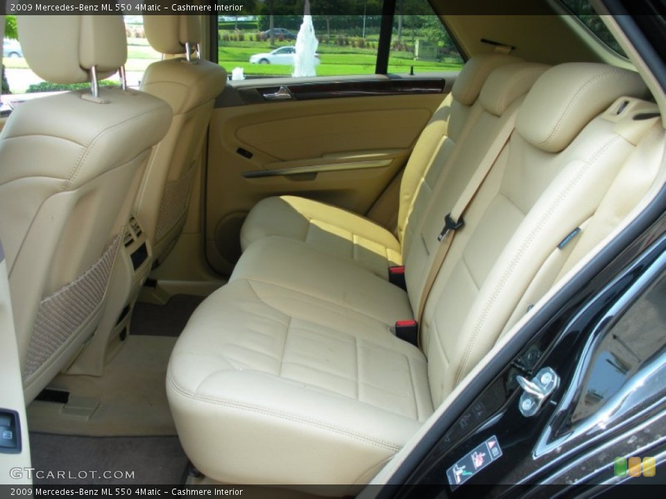 Cashmere Interior Photo for the 2009 Mercedes-Benz ML 550 4Matic #50716009