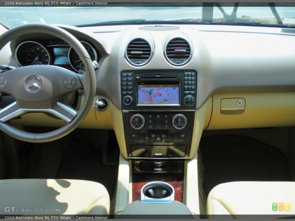 Cashmere Interior Dashboard for the 2009 Mercedes-Benz ML 550 4Matic #50716064