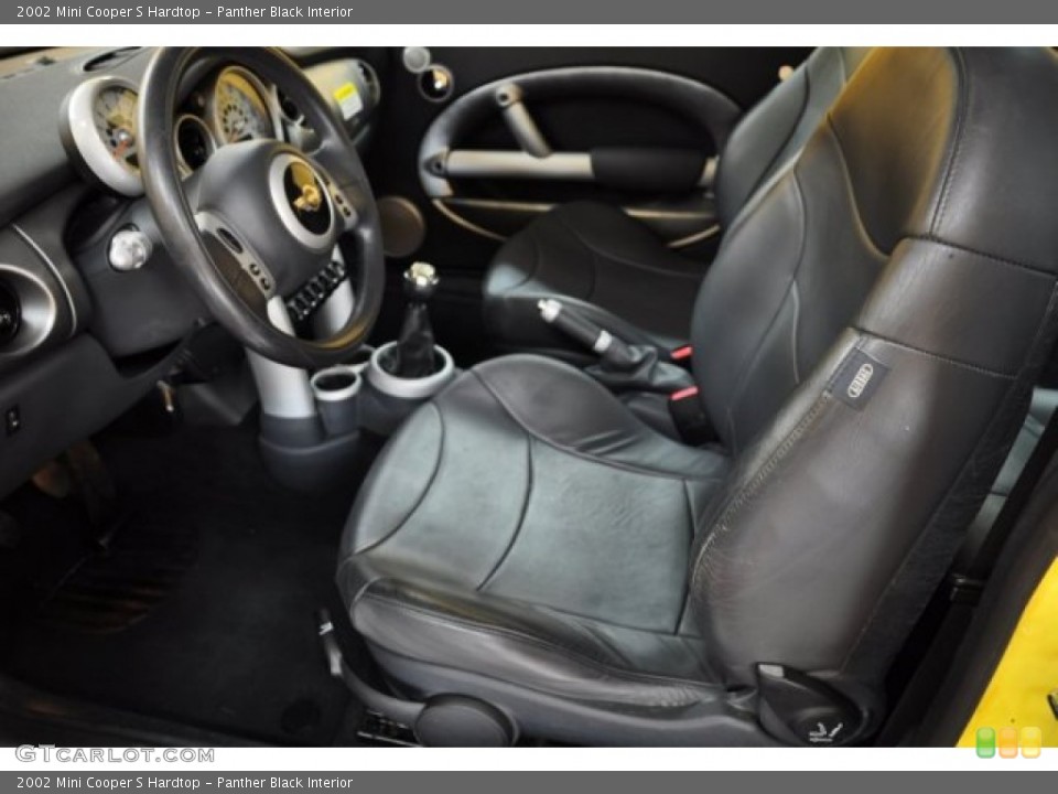 Panther Black Interior Photo for the 2002 Mini Cooper S Hardtop #50722024