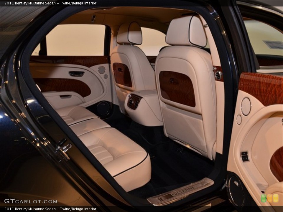 Twine/Beluga Interior Photo for the 2011 Bentley Mulsanne Sedan #50725110