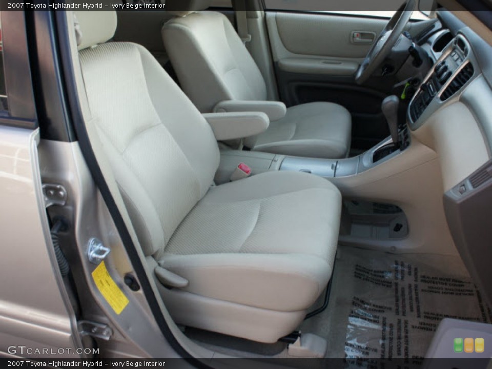 Ivory Beige Interior Photo for the 2007 Toyota Highlander Hybrid #50728329