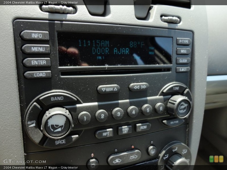 Gray Interior Controls for the 2004 Chevrolet Malibu Maxx LT Wagon #50729217