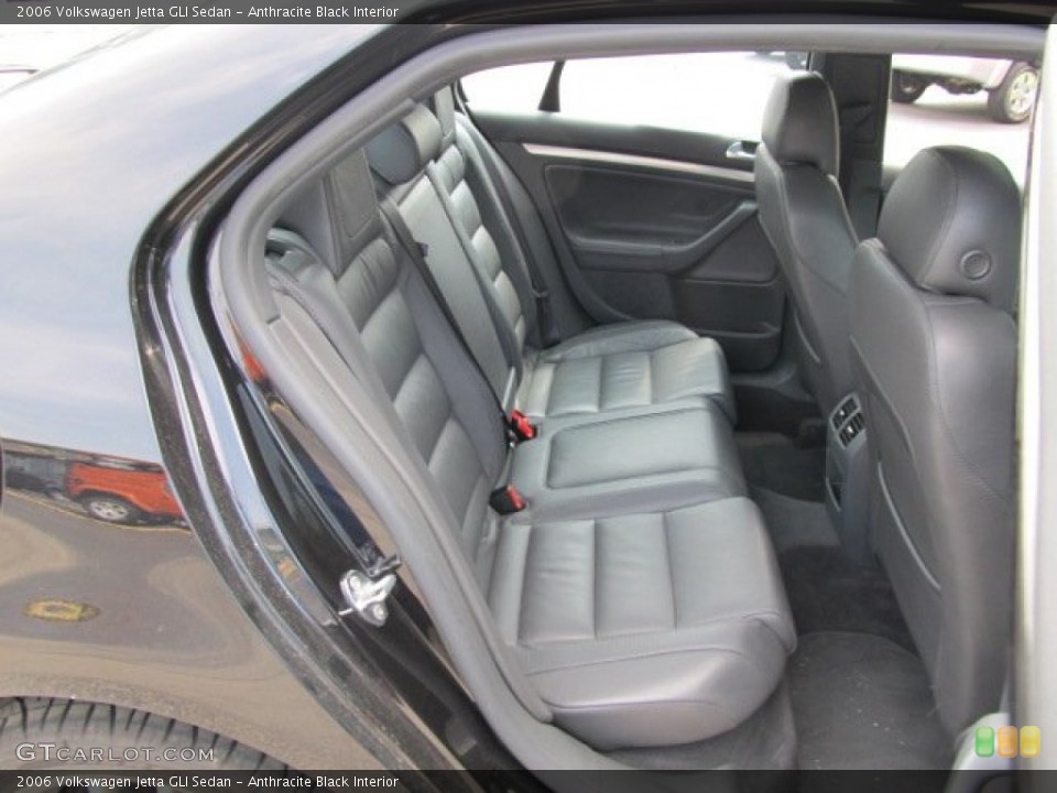 Anthracite Black Interior Photo for the 2006 Volkswagen Jetta GLI Sedan #50737196